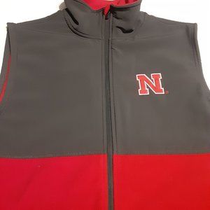 Colosseum Men's Nebraska Cornhuskers Fleece Full Zip Vest in Size L
